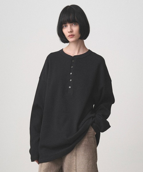 Juha（ユハ）の「THERMAL HENLEY（Tシャツ/カットソー・メンズ・ナチュラル/ブラック・3/4）」の2枚目の写真