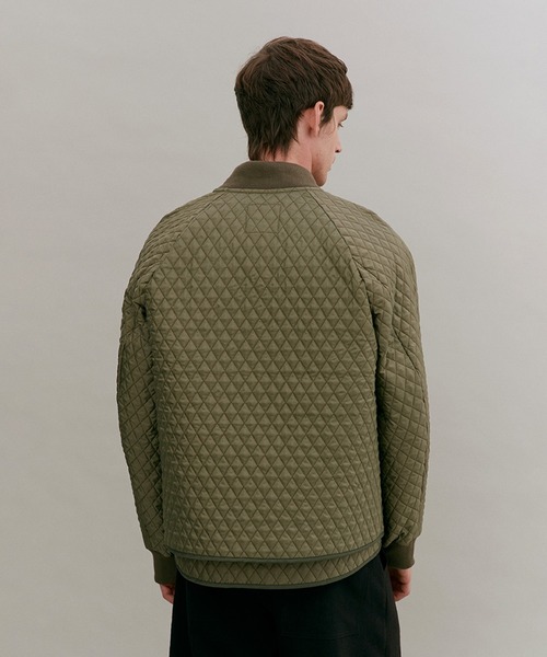 LAVENHAM（ラベンハム）の「Black Edition Lightweight Zipped Bomber Jacket Mens / ブラック エディション ライトウェイト ジップド ボンバー ジャケット メンズ（その他アウター・メンズ・ライトカーキ/ブラック・L/M/S）」の10枚目の写真