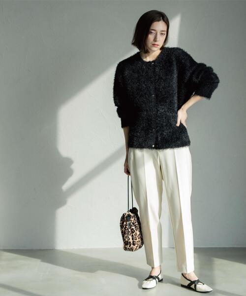 OPAQUE.CLIP（オペークドットクリップ）の「ウォームタッチ テーパードパンツ【洗濯機洗OK/ストレッチ】（その他パンツ・レディース・ブラック/ブラック系/オフホワイト・38/40/36/34/42）」の17枚目の写真