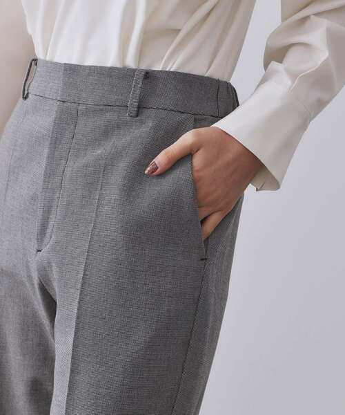 OPAQUE.CLIP（オペークドットクリップ）の「ウォームタッチ テーパードパンツ【洗濯機洗OK/ストレッチ】≪SS～LL≫（その他パンツ・レディース・ブラック/ブラック系/オフホワイト・38/40/36/34/42）」の19枚目の写真