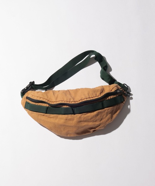 RAGEBLUE（レイジブルー）の「【WEEKEND(ER)&CO./ウィークエンダー】FUNNYPACK/ショルダーバッグ（ショルダーバッグ・メンズ・キャメル/ブラック・FREE）」の2枚目の写真