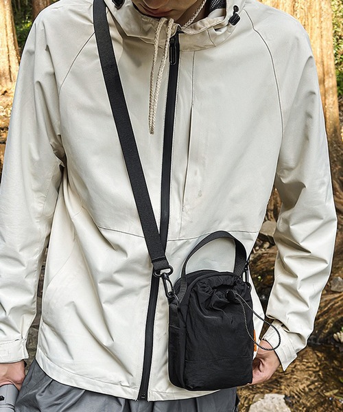 セール】【SETUP7】ミニショルダーサコッシュ ペットボトル収納