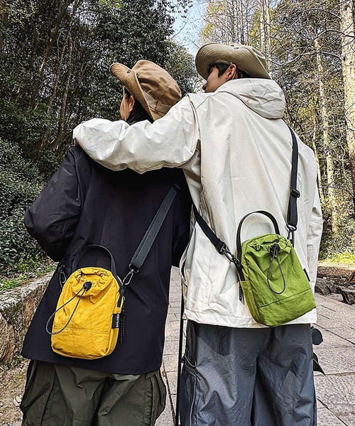 セール】【SETUP7】ミニショルダーサコッシュ ペットボトル収納