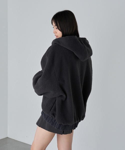 RAY CASSIN（レイカズン）の「オーバーサイズフードブルゾン / パーカー / リバーシブル（ブルゾン・レディース・ブラウン系その他2/グレー/ブラック・FREE）」の8枚目の写真