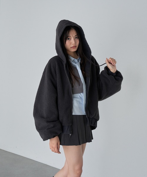 RAY CASSIN（レイカズン）の「オーバーサイズフードブルゾン / パーカー / リバーシブル（ブルゾン・レディース・ブラウン系その他2/グレー/ブラック・FREE）」の5枚目の写真