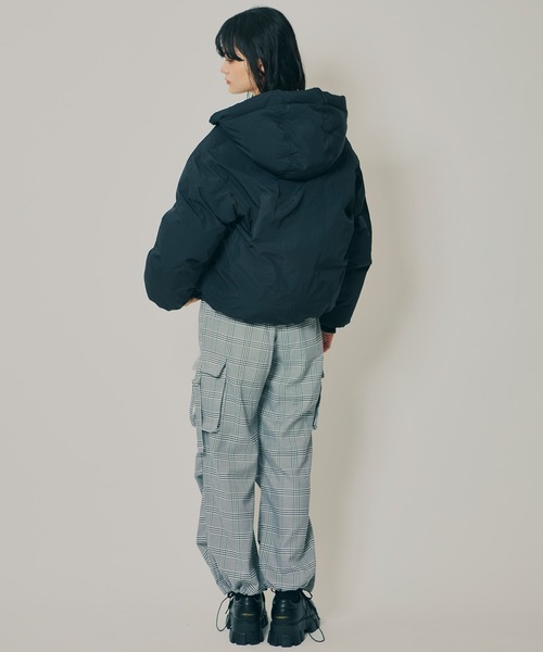 REDYAZEL(レディアゼル)の「フラップポケットファイバーダウンジャケット(ダウンジャケット/コート・レディース・オフホワイト/ブラウン系その他/グレー系その他/ブラック/ブラウン/ライトグレー・FREE)」の12枚目の写真