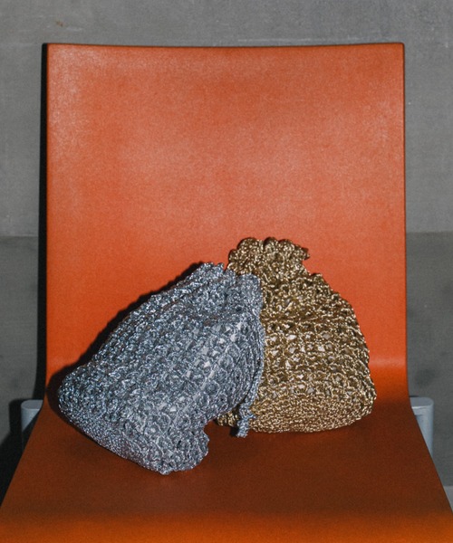 et.UNiVER（エトユニベール）の「Box chain Bag（ショルダーバッグ・レディース・ゴールド/シルバー・FREE）」の9枚目の写真