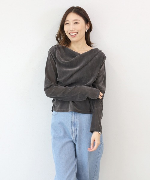 Aletta vita(アレッタビータ)の「シアーベロアドレープネックプルオーバー(Tシャツ/カットソー・レディース・アイボリー/チャコール・M)」の15枚目の写真