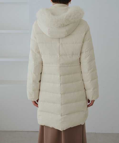 ROPE' PICNIC（ロペピクニック）の「【GREEN DOWN/グリーンダウン】ファー付きダウンロングコート/一部WEB限定カラー（ダウンジャケット/コート・レディース・ブラック/ダークブラウン/オフホワイト・S/M）」の13枚目の写真