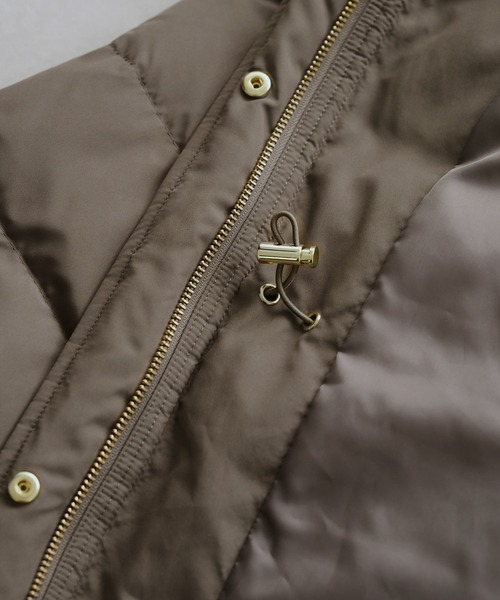 ROPE' PICNIC（ロペピクニック）の「【GREEN DOWN/グリーンダウン】ファー付きダウンロングコート/一部WEB限定カラー（ダウンジャケット/コート・レディース・ブラック/ダークブラウン/オフホワイト・S/M）」の14枚目の写真