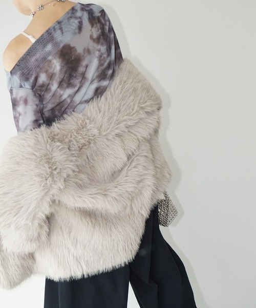 chuclla（チュクラ）の「シャギーフェイクファーコート chw25a096（その他アウター・レディース・アイボリー/グレー・FREE）」の9枚目の写真