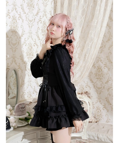 NOEMIE（ノエミー）の「ハートビジューレースアップセットアップ
