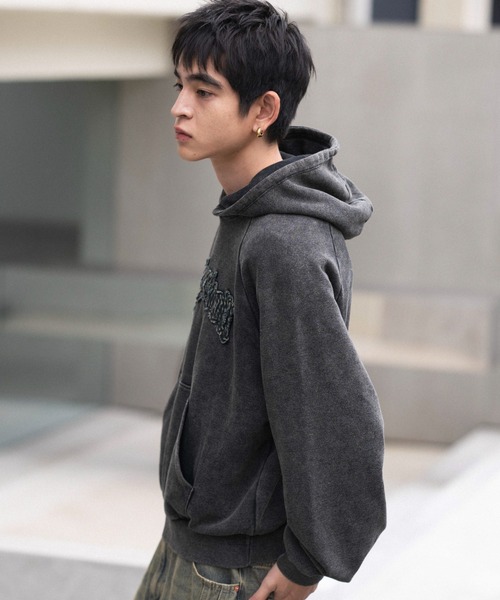 WEGO(ウィゴー)の「WEGO/ショートグラフィックプルパーカー(パーカー・メンズ・ブラック系その他/ピンク/ネイビー・LARGE/MEDIUM)」の14枚目の写真