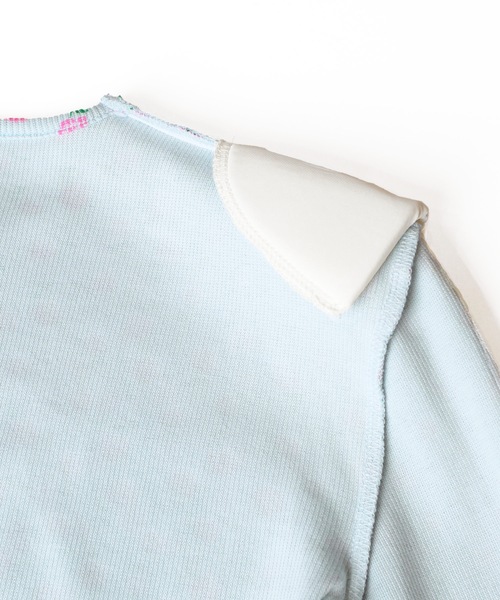 HOLIDAY（ホリデイ）の「SUPER RIB PADDED SHOULDER CREW-NECK L/S TOPS (FLOWER) スーパーリブパディッドショルダークルーネックロングスリーブトップス (フラワー)（Tシャツ/カットソー・レディース・チャコールグレー/ブルー・ONE SIZE）」の8枚目の写真