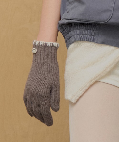 ROCKFISH WEATHERWEAR（ロックフィッシュウェザーウェア）の「NEW WOOLY SHORT GLOVES（手袋・レディース・ベージュ/マスタード/キャメル/グレー/グレイッシュベージュ/ブルー・FREE）」の3枚目の写真