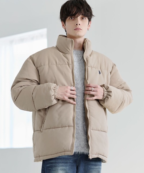 U.S. POLO ASSN.(ユーエスポロアッスン)の「U.S.POLO ASSN. ハイネックボリューム中綿スタンドネックブルゾン タフタ/コーデュロイ(その他アウター・メンズ・ベージュ/ブラック系2/カーキ系2/アイボリー/ホワイト系/ブラック/ブラウン系2・M/L/XL)」の6枚目の写真