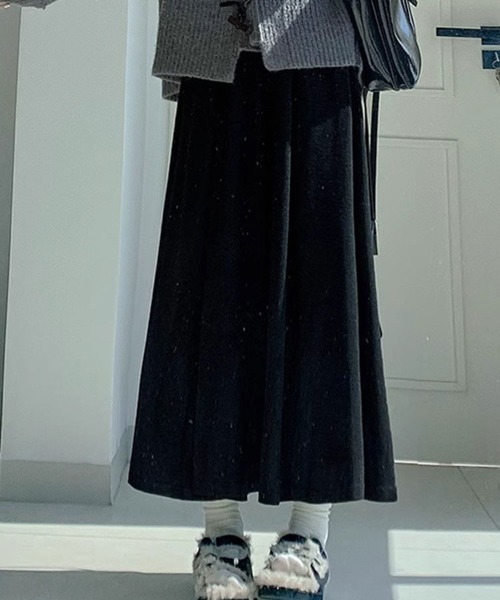 SallyLunn(サリーラン)の「リラックスロングフレアスカート(スカート・レディース・ブラック/グレー・L/M)」の1枚目の写真