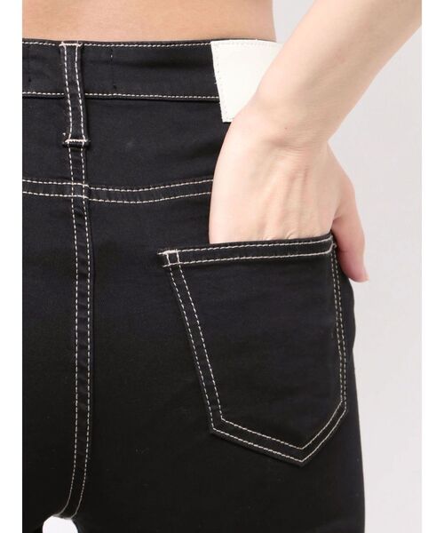 GYDA(ジェイダ)の「ハイウエストワンウォッシュスキニーパンツ(デニムパンツ・レディース・ブラック・LARGE/MEDIUM/X-SMALL/XX-SMALL/SMALL)」の13枚目の写真