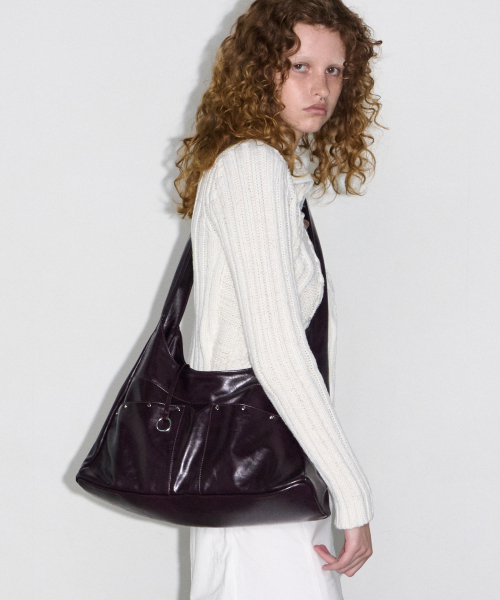 FENNEC（フェネック）の「BASH SLOUCHY BAG - PURPLE（ショルダーバッグ・レディース・その他・FREE）」の2枚目の写真