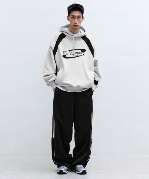 F.ILLUMINATE(フィルミネイト)の「FLM ギアロゴフードパーカー-グレー(パーカー・レディース・その他・SMALL/MEDIUM/LARGE)」の10枚目の写真