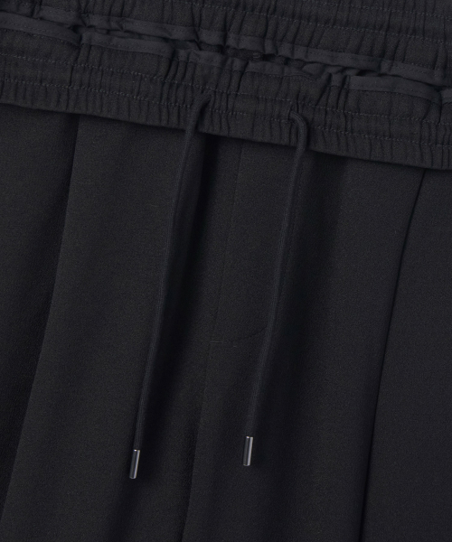MUSINSA STANDARD（ムシンサスタンダード）の「クレープワンタックワイドバンディングパンツ[ブラック]（スウェットパンツ・メンズ・その他・34/32/30/26/28/40/38/42/36）」の3枚目の写真