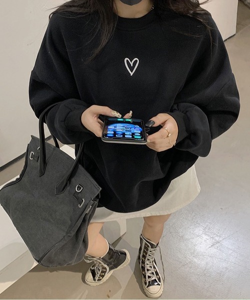 MAISON DE THERESE(メゾン ド テレーズ)の「フランネル裏起毛 ラウンドネック ロンT(ハートプリント)(Tシャツ/カットソー・レディース・グレー/ブラック・M)」の4枚目の写真