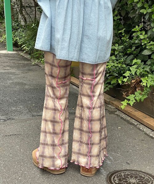 HELLO.SANFRANCISCO（ハローサンフランシスコ）の「【HELLO.SANFRANCISCO/ハローサンフランシスコ】チェックメロー切り替えフレアパンツ（その他パンツ・レディース・オレンジ/ベージュ/ブルー/グレー・SMALL/MEDIUM）」の14枚目の写真