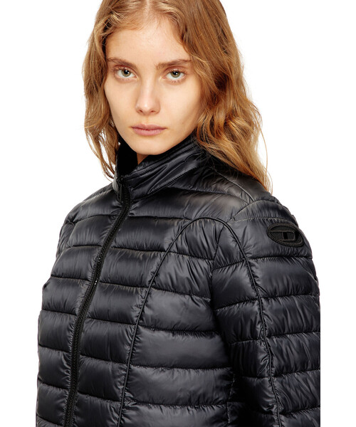 DIESEL（ディーゼル）の「ウィメンズ パファージャケット W-PILOT-FEM-WRD（ブルゾン・レディース・ブラック・38/40/42）」の3枚目の写真