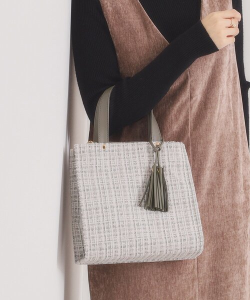ITS'DEMO（イッツデモ）の「◆ツイードタッセルミニトート（ハンドバッグ・レディース・ベージュ/グレー/ブラック・00）」の2枚目の写真