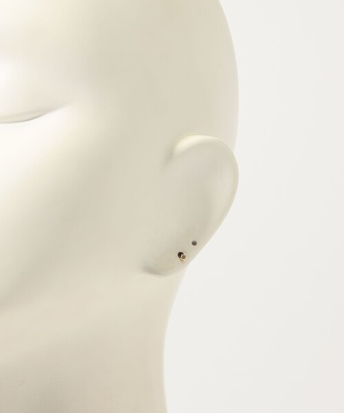 METIER(メティエ)の「Metier Mini Bezel Set Princess Gemstone Studs 片耳ピアス(ピアス(片耳用)・レディース・ホワイト・FREE)」の5枚目の写真