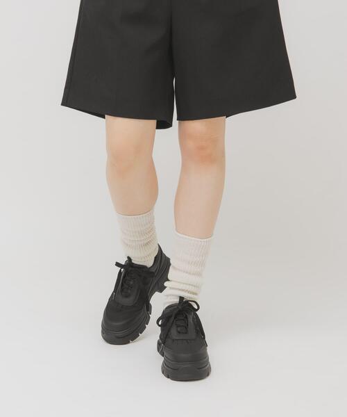 KBF（ケイビーエフ）の「ギャザーデザインスニーカー（スニーカー・レディース・ブラック・36/37/38）」の5枚目の写真