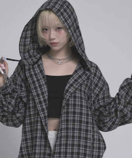 17HR（セブンティーンアワーズ）の「フード付きチェックシャツ（シャツ/ブラウス・レディース・ブラック/ブラウン・FREE）」の3枚目の写真