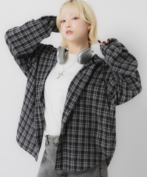 17HR（セブンティーンアワーズ）の「フード付きチェックシャツ（シャツ/ブラウス・レディース・ブラック/ブラウン・FREE）」の5枚目の写真