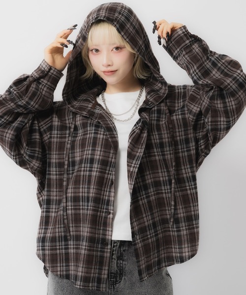 17HR（セブンティーンアワーズ）の「フード付きチェックシャツ（シャツ/ブラウス・レディース・ブラック/ブラウン・FREE）」の8枚目の写真