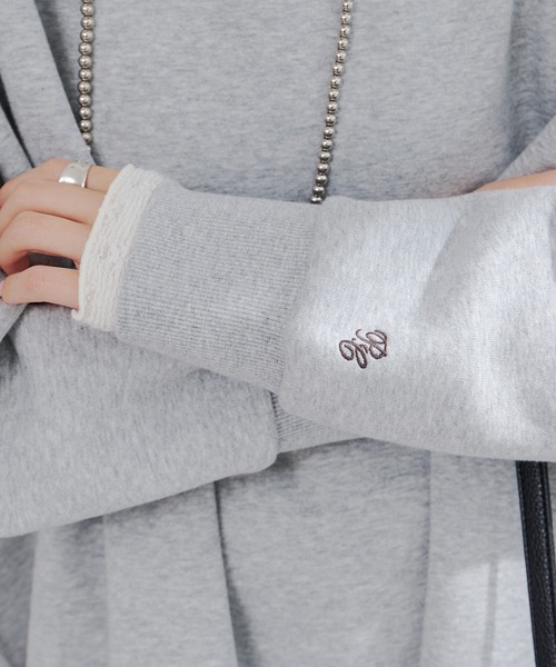 PUAL CE CIN（ピュアルセシン）の「裏起毛ポンチョスウェットプルオーバー（スウェット・レディース・ブラウン/グレー・FREE）」の8枚目の写真