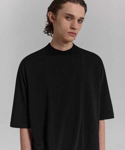 DGNAK(ディグナク)の「スクエアクルーネックTシャツ(ブラック) PF1TS0505(Tシャツ/カットソー・メンズ・ブラック・MEDIUM/LARGE)」の4枚目の写真