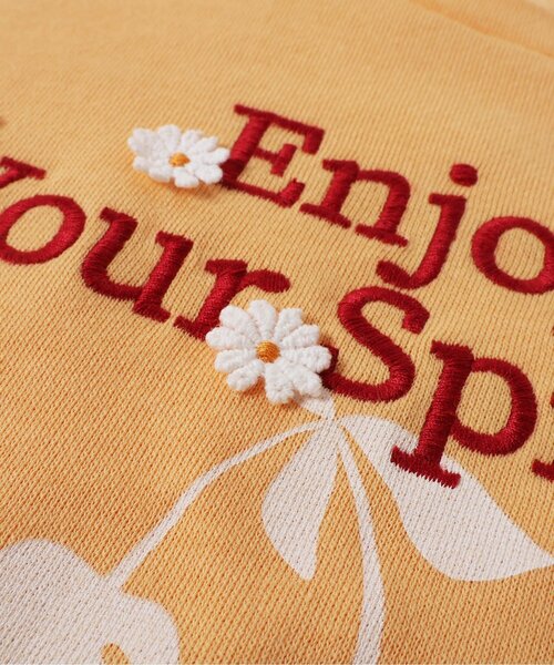 apres les cours(アプレレクール)の「【WEB限定】刺繍カレッジロゴ メロウトレーナー(スウェット・キッズ・ライトグレー/ピンク/オフホワイト/オレンジ・100/90/80/140/130/120/110)」の6枚目の写真