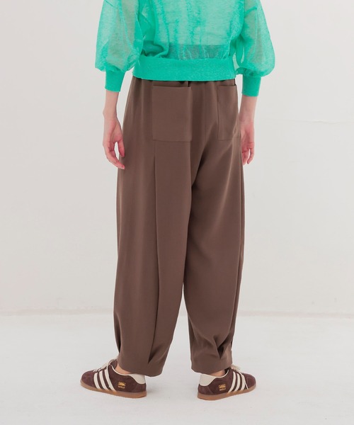 DRESSLAVE（ドレスレイブ）の「tuck bubble pants(タックバブルパンツ)（その他パンツ・レディース・ブラック/ブラウン・36/38）」の5枚目の写真