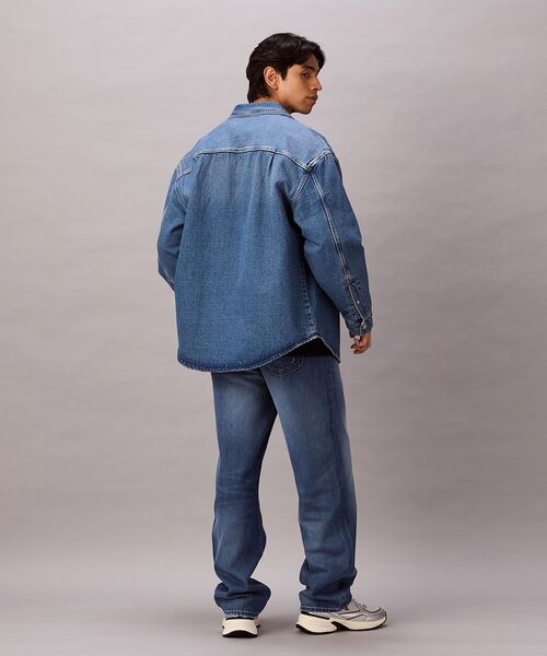 Calvin Klein（カルバン・クライン）の「デニムジャケット - キルテッドデニムシャツジャケット（デニムジャケット・メンズ・インディゴブルー・L/S/M）」の4枚目の写真