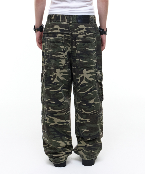 OPUS 0012(オーパス0012)の「Op. 08 LIQUID CARGO PANTS CAMO(その他パンツ・レディース・その他・SMALL/MEDIUM/LARGE/X-SMALL)」の3枚目の写真