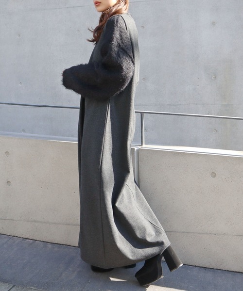 CECIL McBEE(セシルマクビー)の「ウールライク深Vネックジャンスカ(ワンピース・レディース・ブラック/グレー・MEDIUM/LARGE)」の4枚目の写真