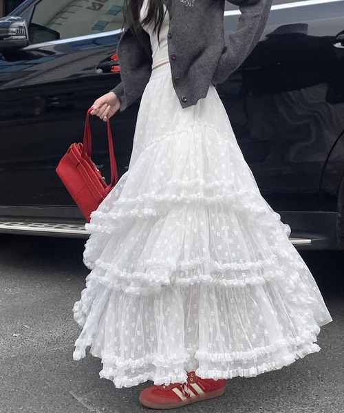 meJane(ミージェーン)の「小花柄フリルチュール ロングスカート(スカート・レディース・ホワイト・L/M)」の3枚目の写真