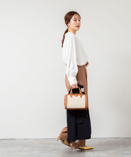 NOLLEY’S（ノーリーズ）の「ウォッシャブルフロントフリルVネックブラウス（シャツ/ブラウス・レディース・サックスブルー/ホワイト・38）」の16枚目の写真