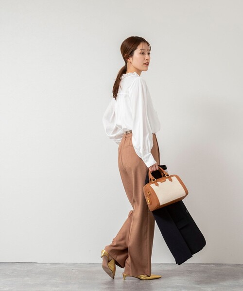 NOLLEY’S（ノーリーズ）の「ウォッシャブルフロントフリルVネックブラウス（シャツ/ブラウス・レディース・サックスブルー/ホワイト・38）」の18枚目の写真