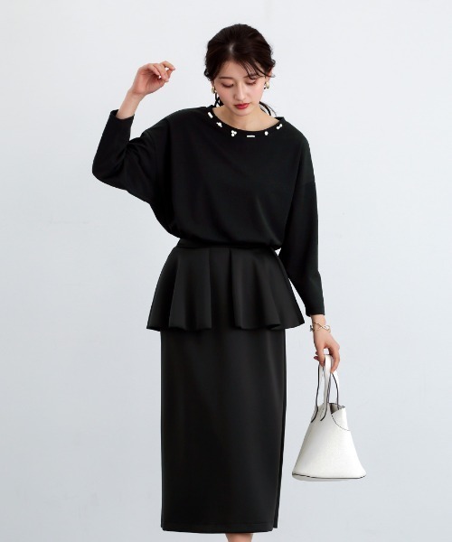 White Collection(ホワイトコレクション)の「【 リラクシーに映える 】 ハイストレッチライトポンチ・ペプラムレイヤードストレートスカート(スカート・レディース・ブラック/ライトベージュ/ネイビー・S/M/L)」の14枚目の写真