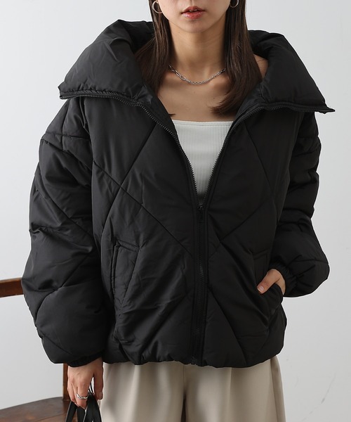 COLONY 2139（コロニートゥーワンスリーナイン）の「ダイヤキルト中綿BIGカラーブルゾン（ブルゾン・レディース・オフホワイト/ブラック・FREE）」の10枚目の写真