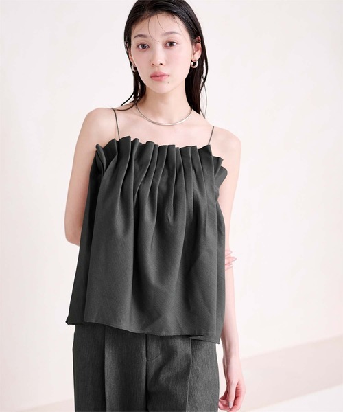 UR'S（ユアーズ）の「シェルプリーツキャミトップス（キャミソール・レディース・ホワイト/ブルー/チャコール・L/M/S）」の14枚目の写真