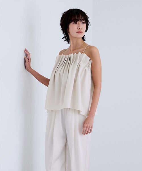 UR'S（ユアーズ）の「シェルプリーツキャミトップス（キャミソール・レディース・ホワイト/ブルー/チャコール・L/M/S）」の4枚目の写真