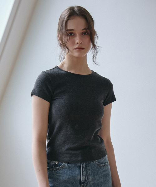 VEM.VER（ベンバー）の「ベイビーリップハーフスリーブTシャツ_チャコール（Tシャツ/カットソー・レディース・チャコール・FREE）」の2枚目の写真