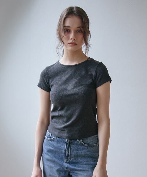 VEM.VER（ベンバー）の「ベイビーリップハーフスリーブTシャツ_チャコール（Tシャツ/カットソー・レディース・チャコール・FREE）」の4枚目の写真